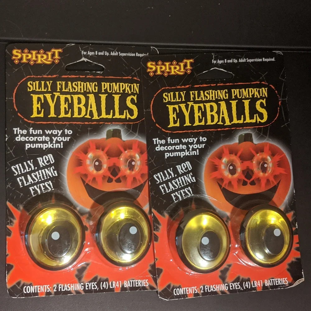 SALE 2 Sets Spirit Halloween Silly Flashing Red Pumpkin Carving Eyeballs